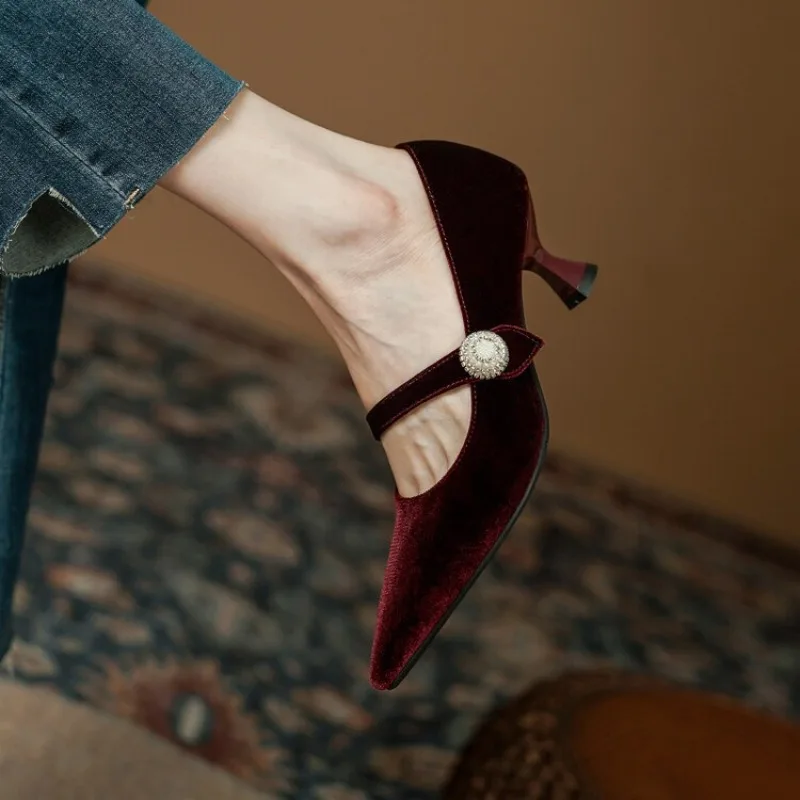 와인 레드 포인티드 토 메리 제인 슈즈 여성용 빈티지  - Women Shoes With Heels 리뷰 및 가격